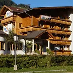 Alpenhotel Wildschoenau 3*