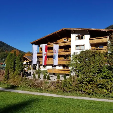 Alpenhotel Wildschoenau 호텔 3*