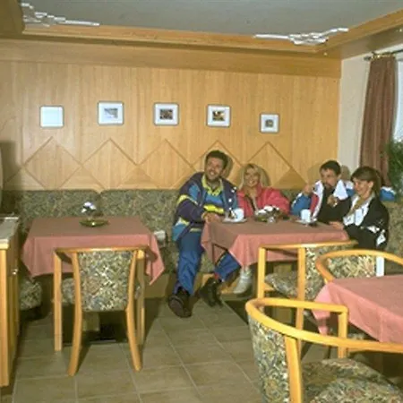 Hotel Alpenhotel 3*