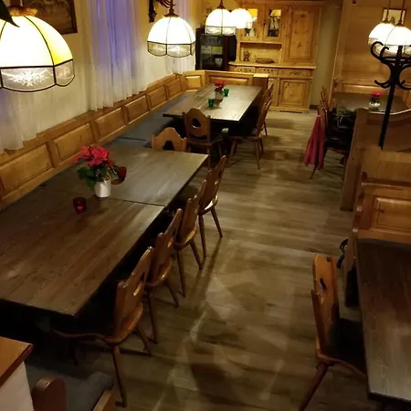 Alpenhotel Hotel